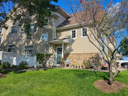 3214 Juniper Circle, D, Saint Paul, MN 55125