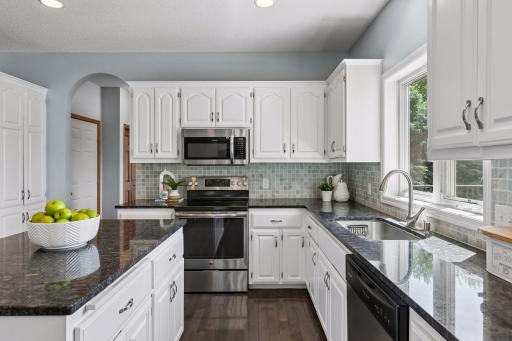 14255 Footbridge Way, Saint Paul, MN 55124