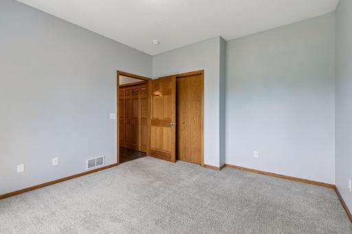 14255 Footbridge Way, Saint Paul, MN 55124