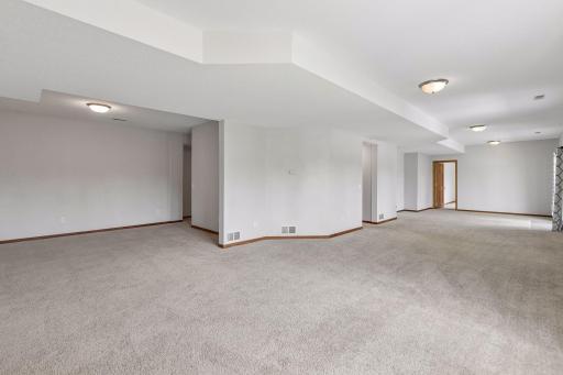 14255 Footbridge Way, Saint Paul, MN 55124