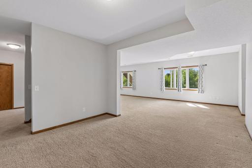 14255 Footbridge Way, Saint Paul, MN 55124