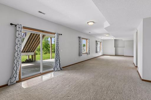 14255 Footbridge Way, Saint Paul, MN 55124