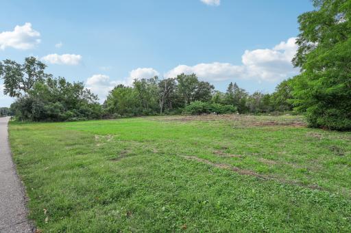 6969 River Road, Inver Grove Heights, MN 55076