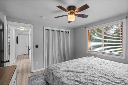 24-web-or-mls-1347 Willow Lake Blvd-125.jpg
