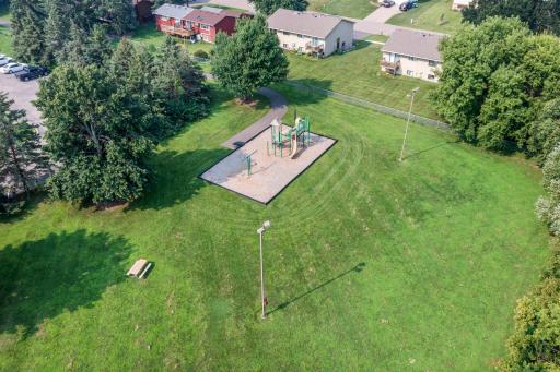 44-web-or-mls-1347 Willow Lake Blvd-31.jpg