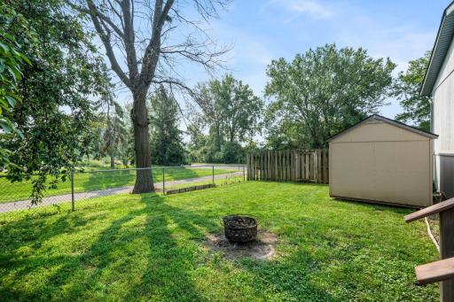 40-web-or-mls-1347 Willow Lake Blvd-71.jpg