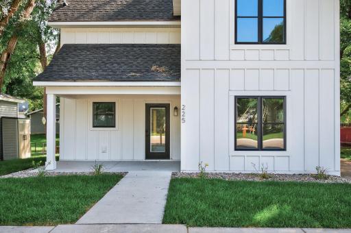 225 Cherry Avenue N, Annandale, MN 55302