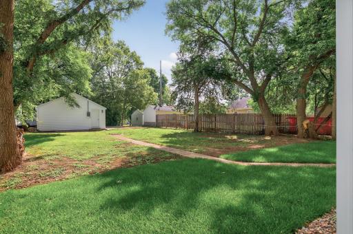 225 Cherry Avenue N, Annandale, MN 55302