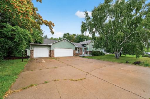 3 car and SPACIOUS garage for your hobbies, cars, storage - the options are endless!