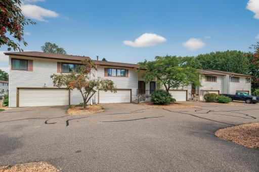 180 Wentworth Avenue W, E, West Saint Paul, MN 55118