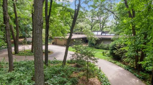 1875 Troy Lane - Spacecrafting - 0003.jpg