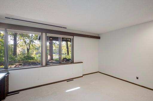 1875 Troy Lane N, Plymouth, MN 55447