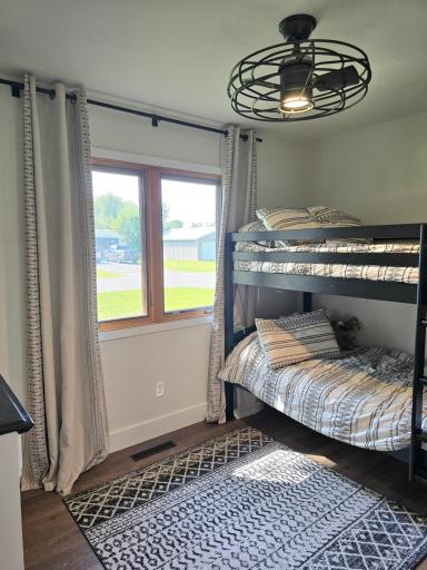 603 16th Street E, International Falls, MN 56649