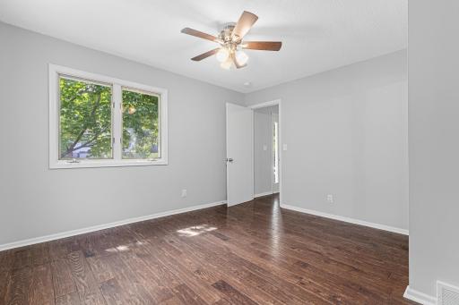 241 15th Avenue S, South Saint Paul, MN 55075