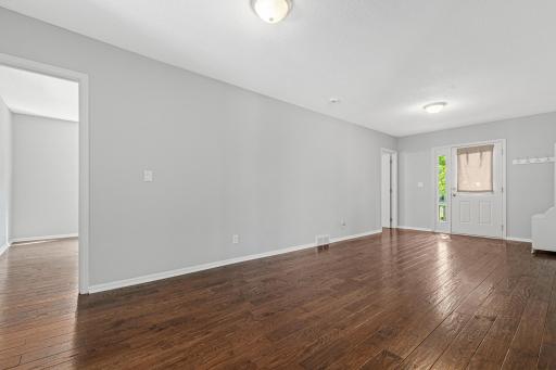 241 15th Avenue S, South Saint Paul, MN 55075