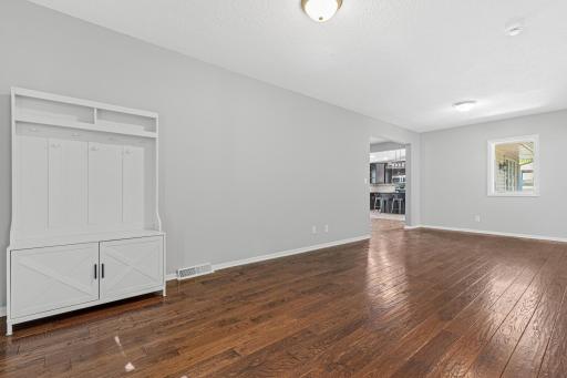241 15th Avenue S, South Saint Paul, MN 55075
