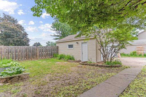 241 15th Avenue S, South Saint Paul, MN 55075