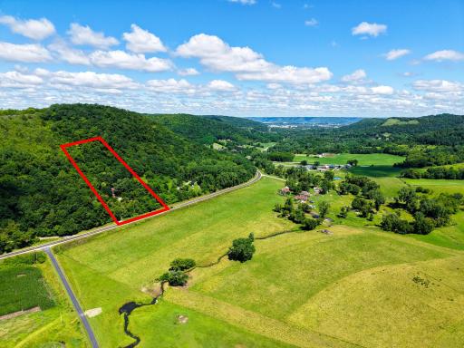 24425 County Road 17, Winona, MN 55987