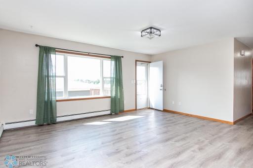 437 7th Avenue E, West Fargo, ND 58078