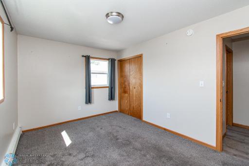 437 7th Avenue E, West Fargo, ND 58078