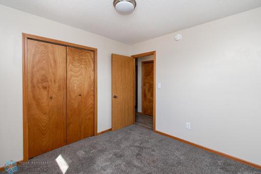 437 7th Avenue E, West Fargo, ND 58078