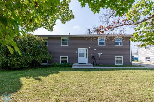 437 7th Avenue E, West Fargo, ND 58078