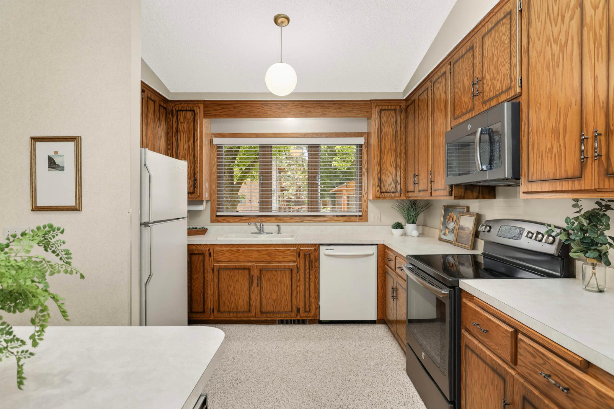 Lots of cabinetry for all your kitchen accessories