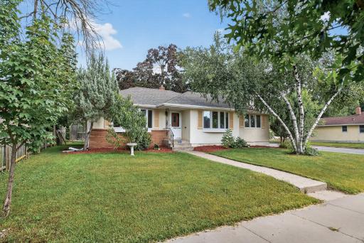 1562 Chamber Street, Saint Paul, MN 55106