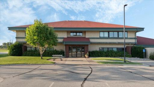 2320 Highway 12 E, Willmar, MN 56201