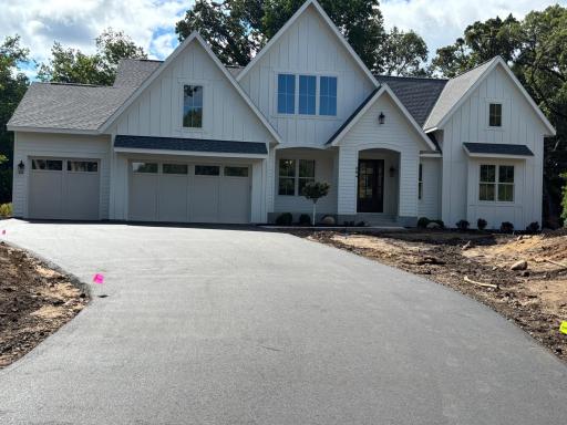 804 Great Oaks Trail, Eagan, MN 55123