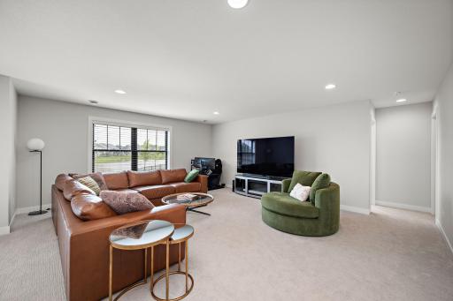 4805 Comstock Lane N, Plymouth, MN 55446