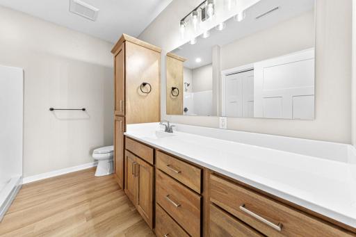 605 Northwood Place, Janesville, MN 56048