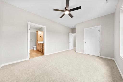 605 Northwood Place, Janesville, MN 56048
