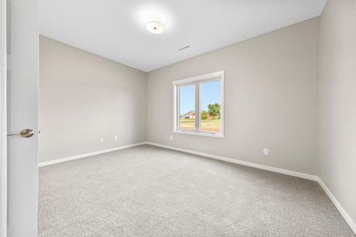 605 Northwood Place, Janesville, MN 56048
