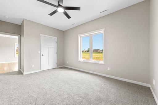 605 Northwood Place, Janesville, MN 56048