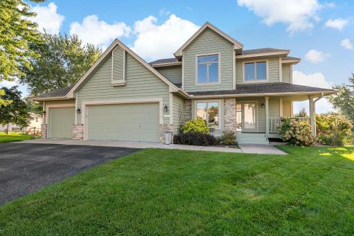 16377 Greenbriar Ct Lakeville MN_0004.jpg