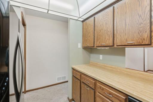 5673 W Bavarian Pass, Minneapolis, MN 55432