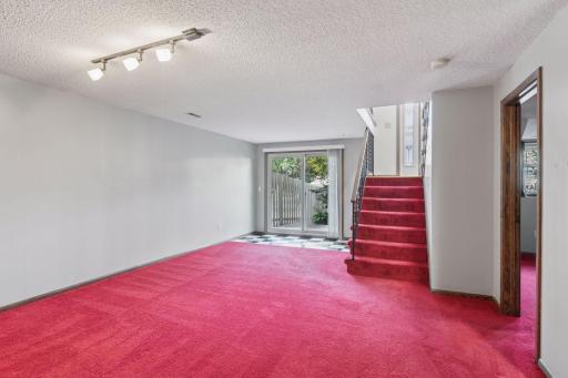 5673 W Bavarian Pass, Minneapolis, MN 55432