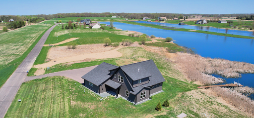 35647 Oxford Avenue, Center City, MN 55012