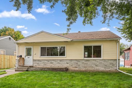 1840 Hoyt Avenue E, Saint Paul, MN 55119