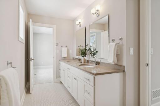 15710 Highwood Drive, Minnetonka, MN 55345