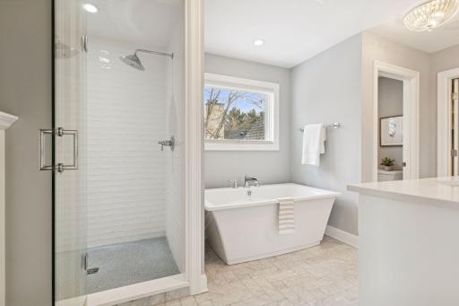 15710 Highwood Drive, Minnetonka, MN 55345
