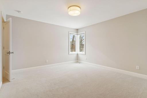 15710 Highwood Drive, Minnetonka, MN 55345