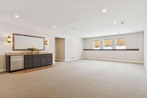 15710 Highwood Drive, Minnetonka, MN 55345