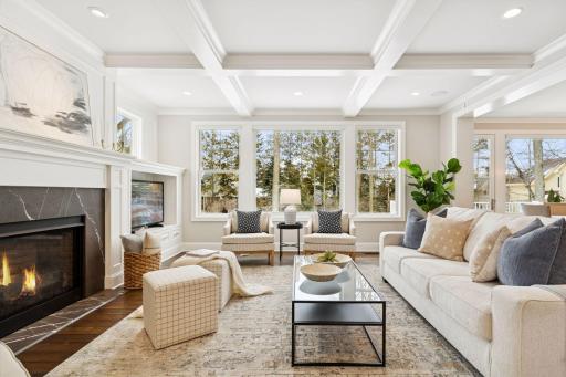 15710 Highwood Drive, Minnetonka, MN 55345