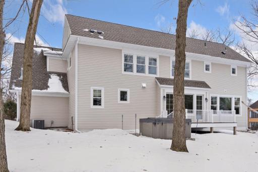 15710 Highwood Drive, Minnetonka, MN 55345