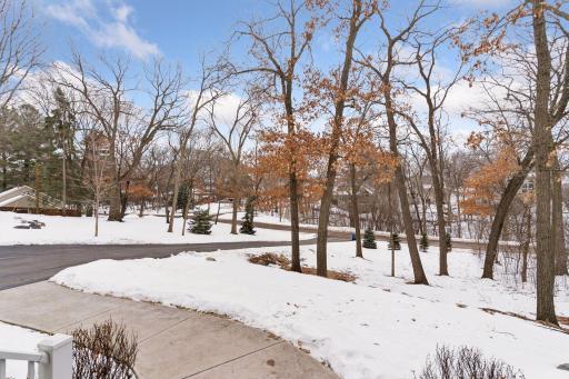 15710 Highwood Drive, Minnetonka, MN 55345