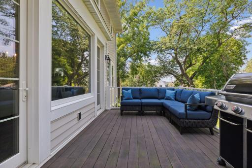 15710 Highwood Drive, Minnetonka, MN 55345