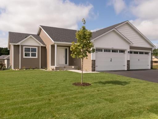 1008 Bellaire Blvd NW Isanti-002-002-Front-MLS_Size.jpg