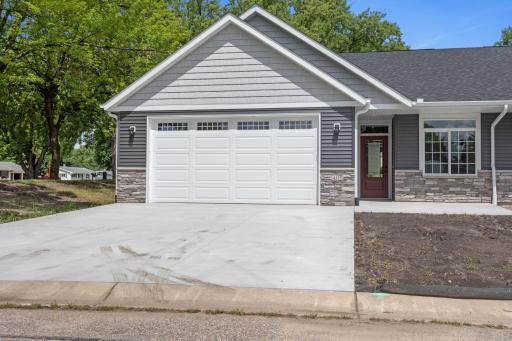 405 Kottke Court SE, Hutchinson, MN 55350